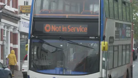Read more about the article Stagecoach South West criticised for ‘unacceptable’ service