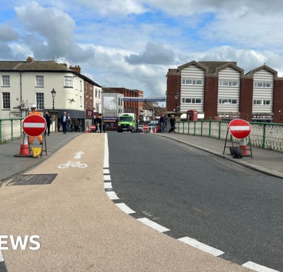 New Bridgwater one-way system putting shoppers off, MP says