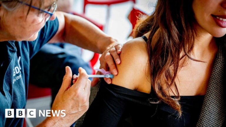 Read more about the article Parents urged to make sure children in Cornwall are vaccinated