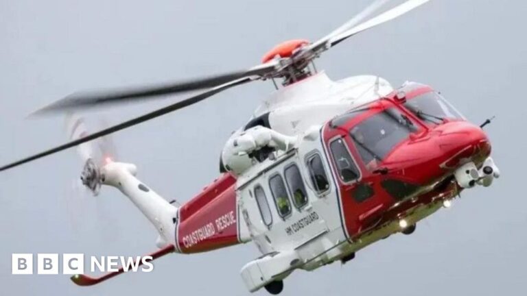 Read more about the article Climber in hospital after fall from Portland cliffs