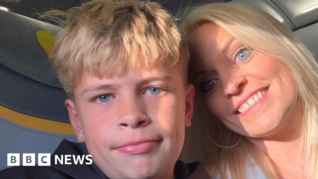 You are currently viewing Teenagers’ convictions for killing Mikey Roynon quashed