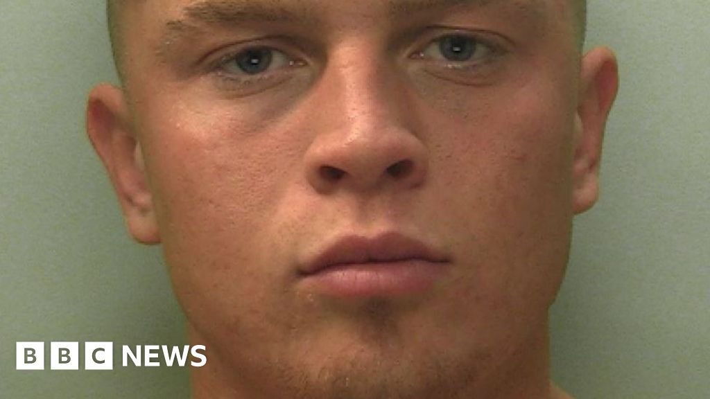 You are currently viewing Man jailed over three-hour garage rooftop standoff in Cornwall