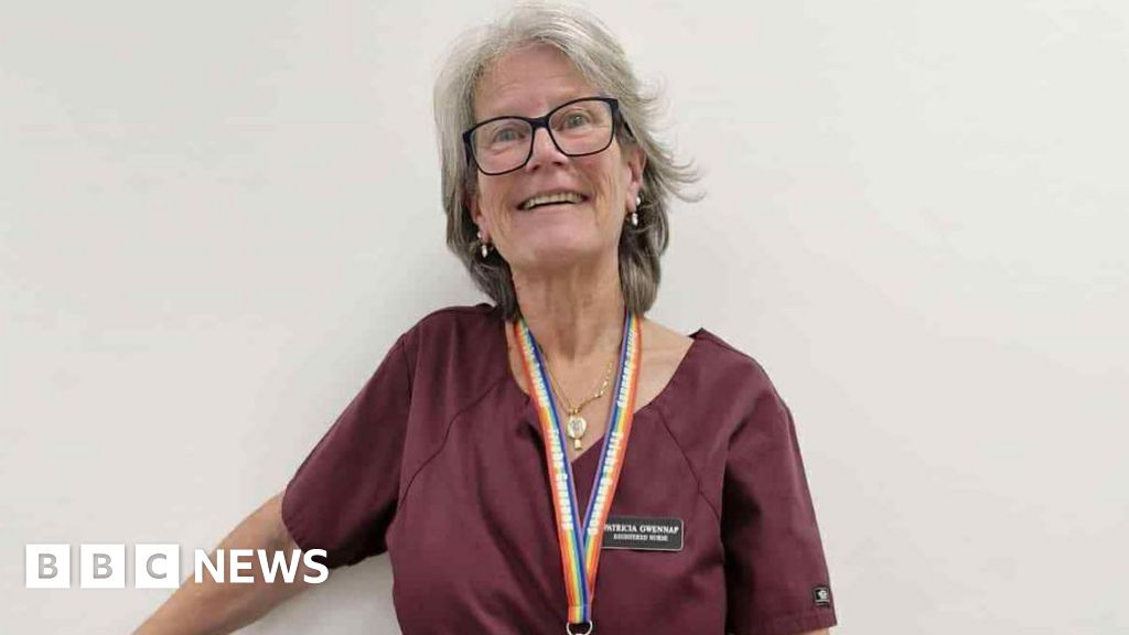 You are currently viewing Cornwall NHS nurse celebrating 50 years has ‘loved every minute’