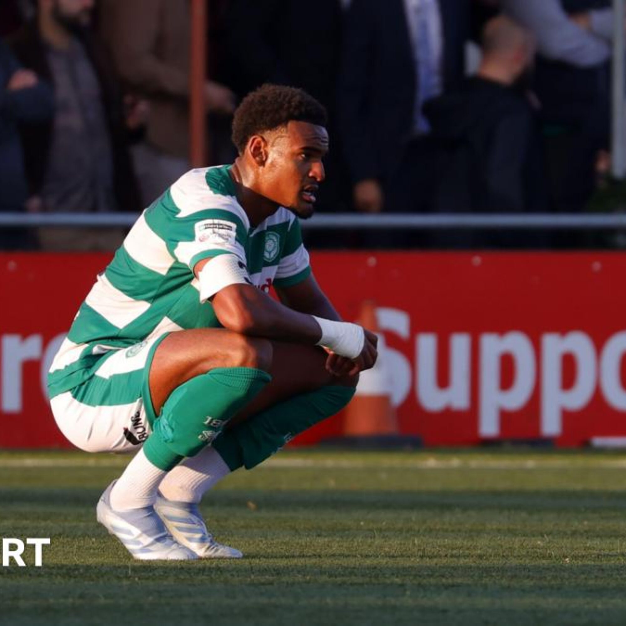 FA Cup fourth qualifying round: Yeovil Town go out, Maldon & Tiptree in round one