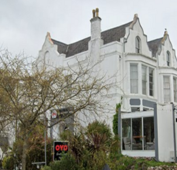 ‘Eyesore’ Torquay hotel closed for three months by police