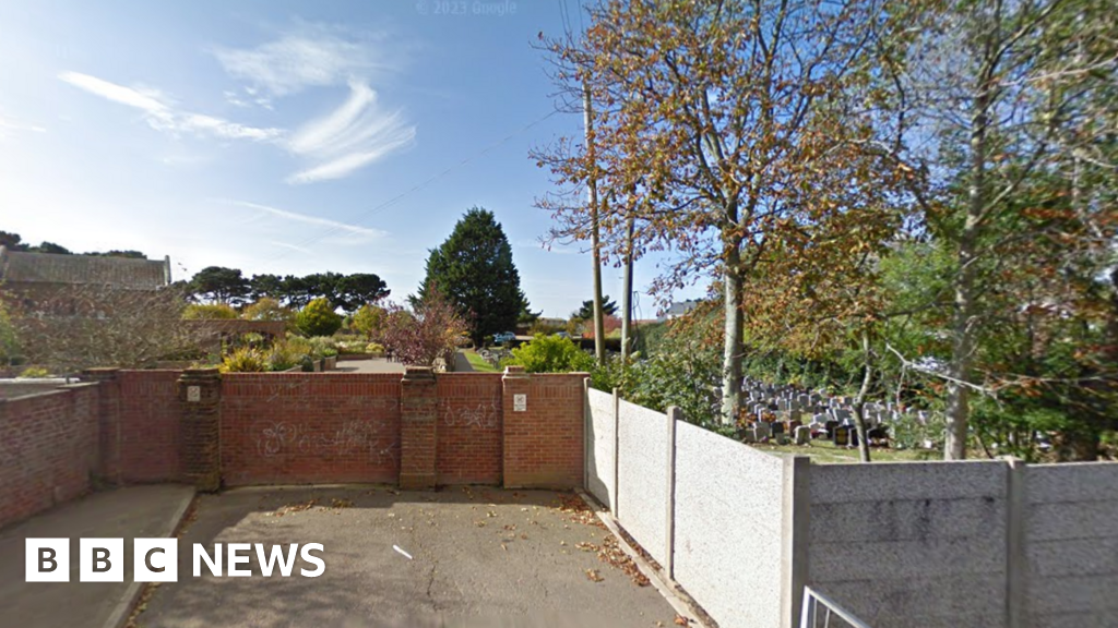 You are currently viewing Wall at Weymouth Crematorium to stop shortcut disrupting funerals