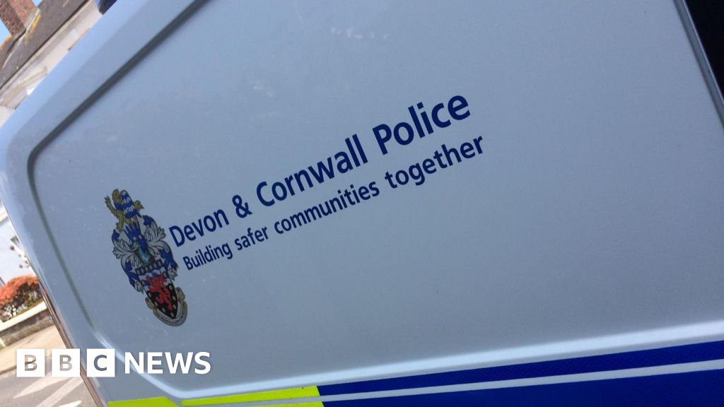 You are currently viewing Devon and Cornwall Police told to improve vetting of officers