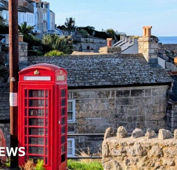 Dorset “wind phone” installation to help people with their grief