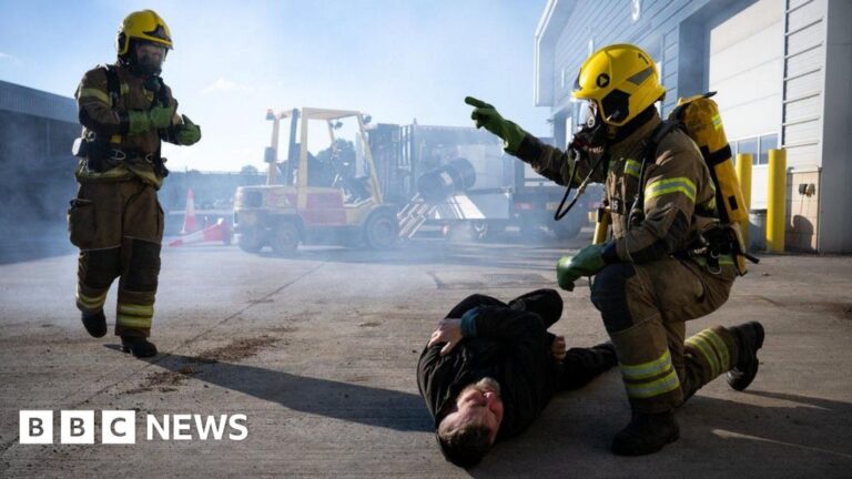 Read more about the article Tank Museum hosts emergency services chemical response exercise
