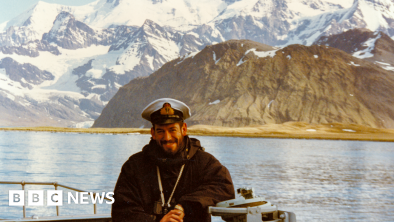 Read more about the article ‘I had to make up girlfriends while in the Navy due to gay ban’