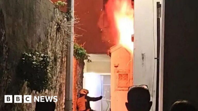 Read more about the article Five children bailed after Bideford arson arrests