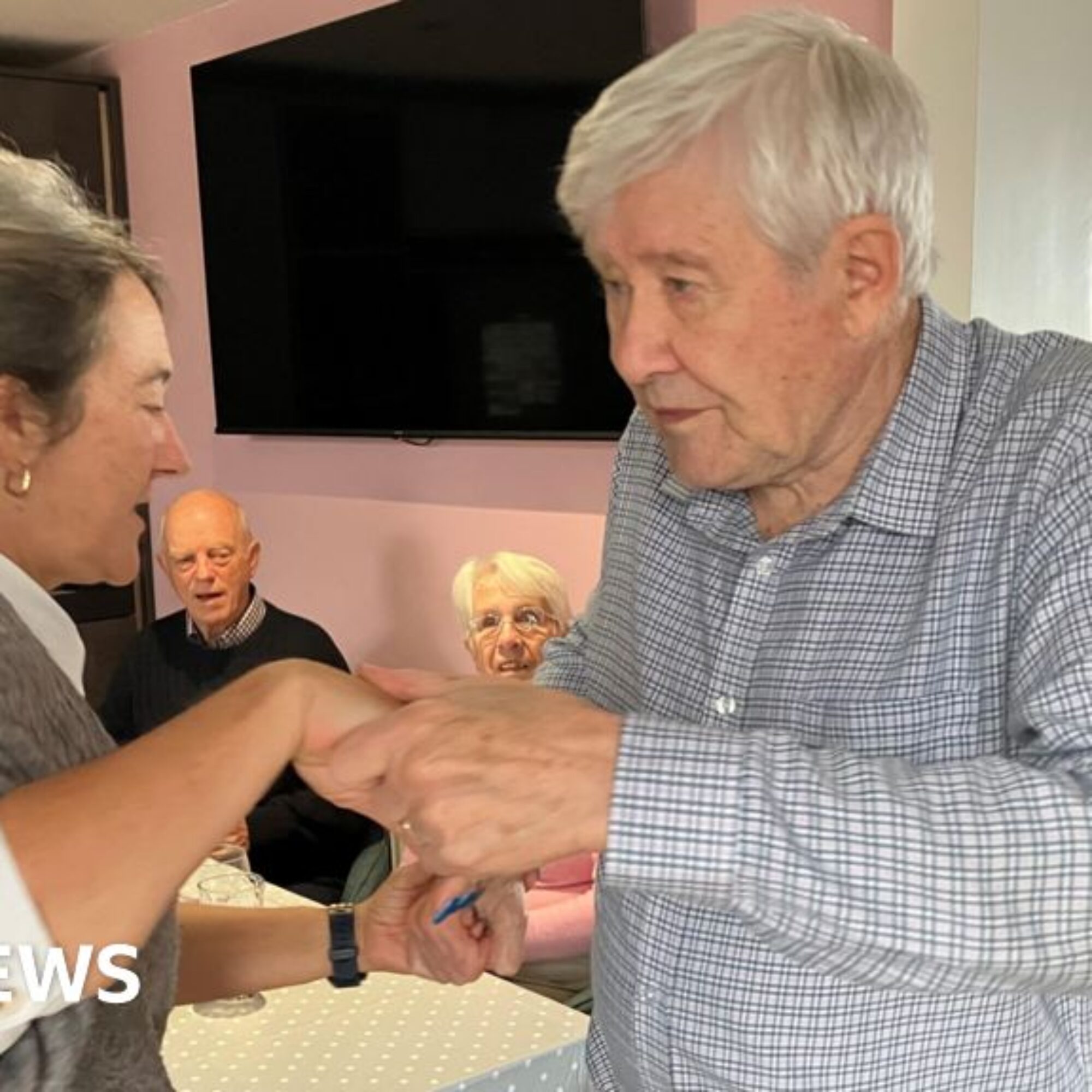 Home-based dementia day care service seeks hosts