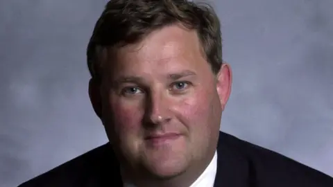 Read more about the article Tributes paid to former Plymouth MP Oliver Colvile