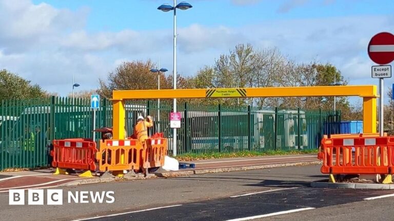 Read more about the article Barriers installed at Taunton car park to deter unwanted visitors
