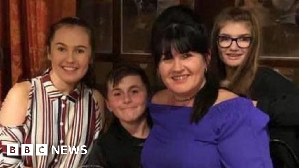 You are currently viewing Mother asks for help to find ring containing daughter’s ashes