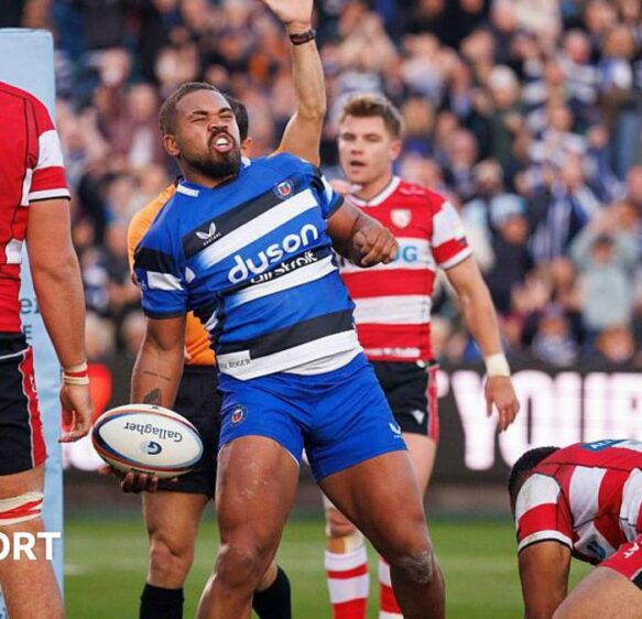 Bath 38-17 Gloucester: Hosts dominate West Country rivals to top Prem