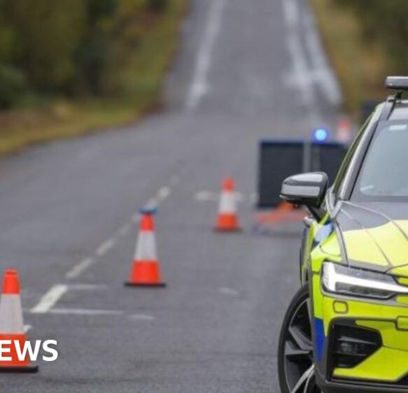Crash closes A35 between Bridport and Dorchester