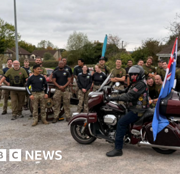 Soldiers’ attempting ‘virtually-impossible’ field gun trek