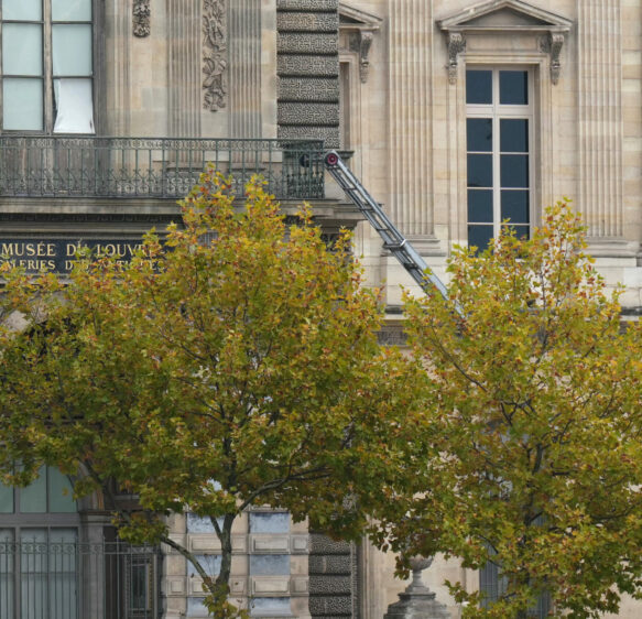 Four-minute heist at the Louvre: How priceless jewels were stolen in France | Arts and Culture News