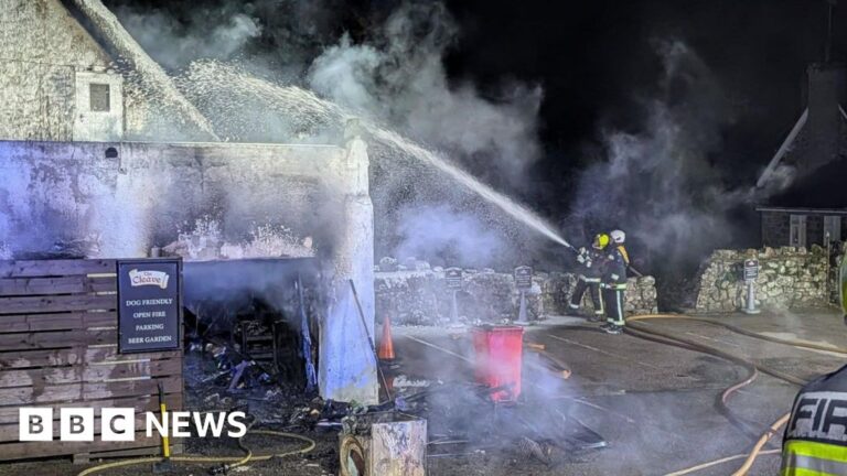 Read more about the article Pub used for Harry Potter filming damaged by fire