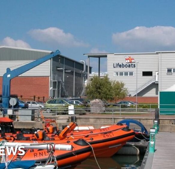 RNLI reveals plan to move inshore lifeboat build from East Cowes