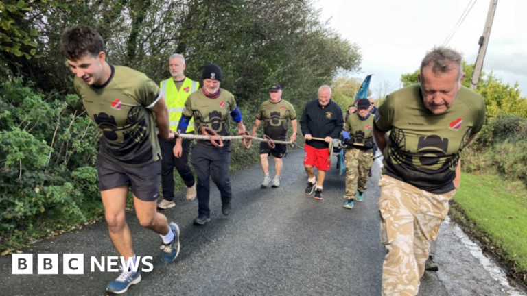 Read more about the article Team reach South West in military field gun charity challenge