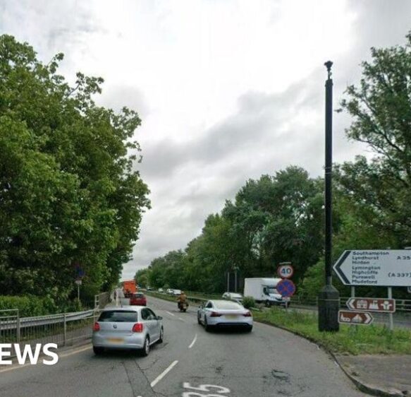 Drivers face delays as A35 Christchurch bypass closes for repairs