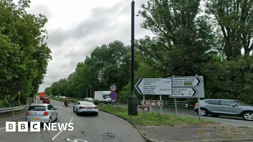 You are currently viewing A35 Christchurch roadworks makes running a business ‘impossible’ to plan