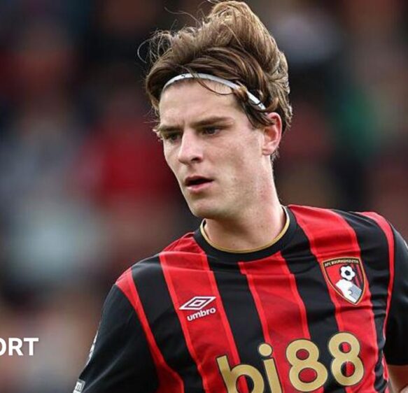 Alex Scott: Bournemouth midfielder targets senior England call-up