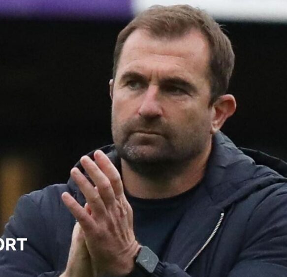 Paul Wotton: Torquay United boss frustrated after 1-0 loss at Chesham