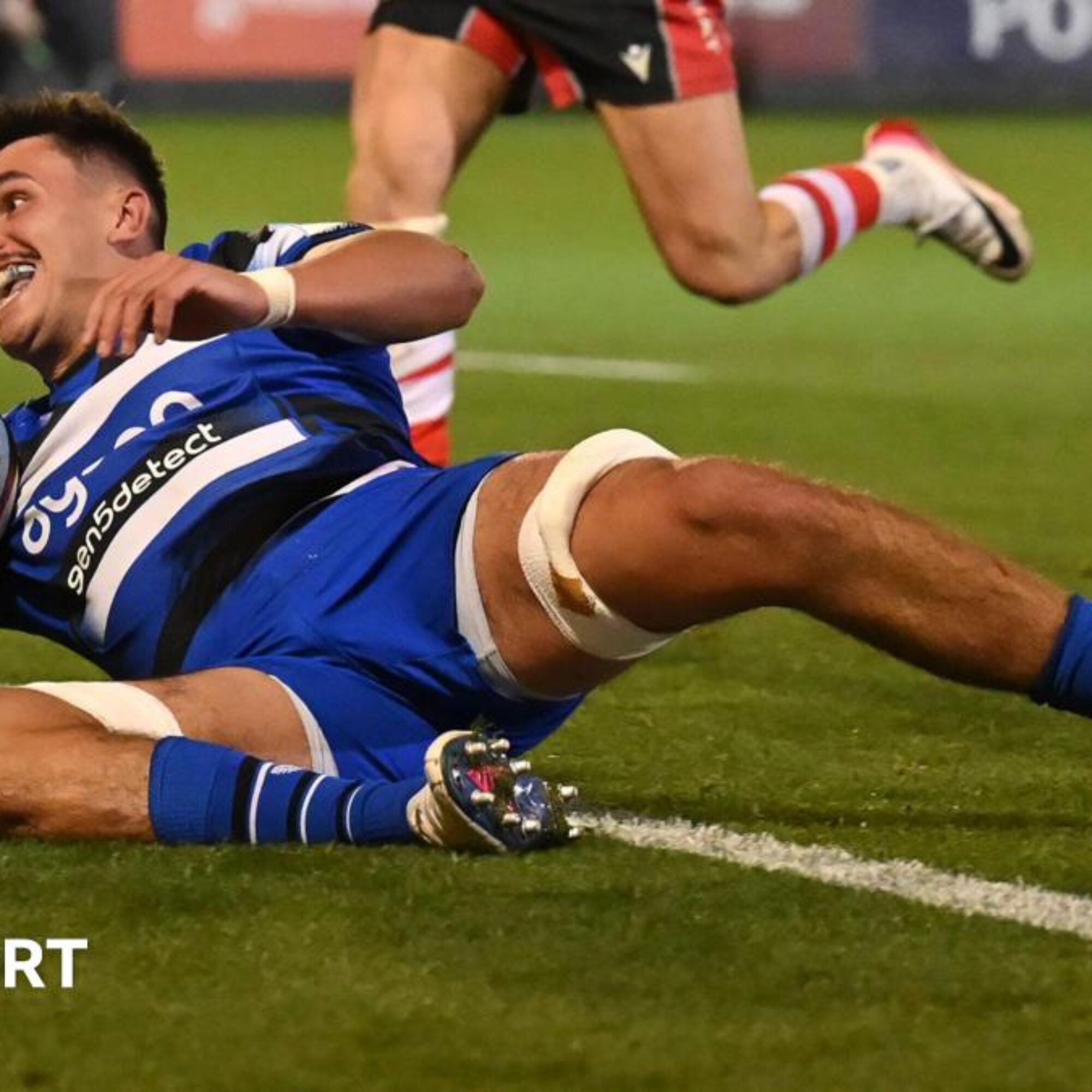 Bath lock Ewan Richards praised for progress by Johann van Graan