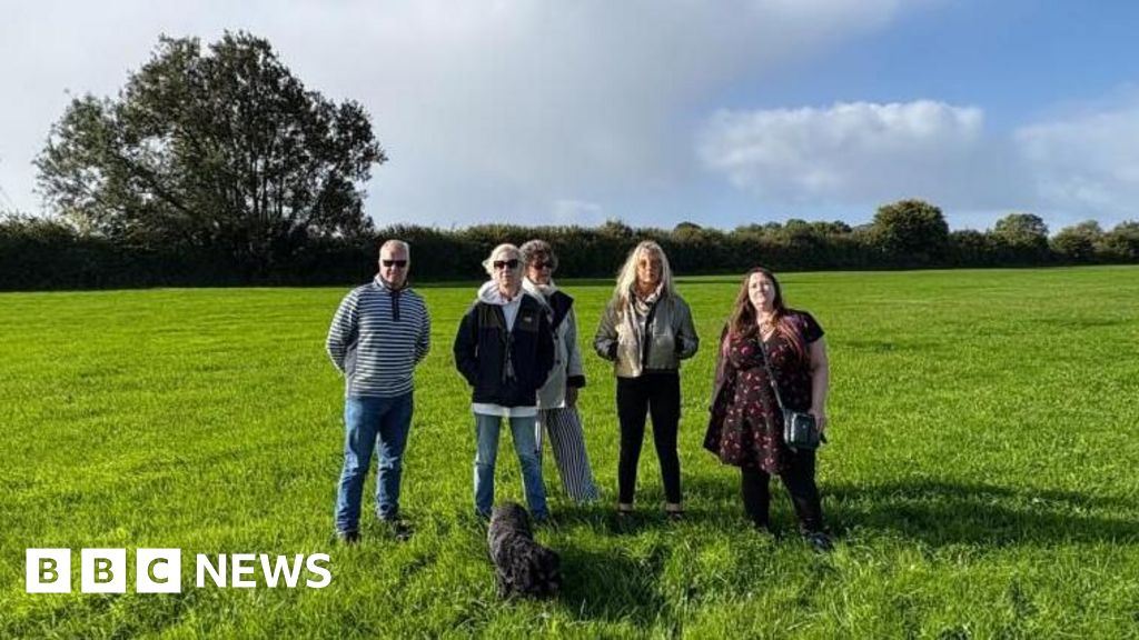 You are currently viewing Crewkerne housing plans putting town at ‘breaking point’ say residents