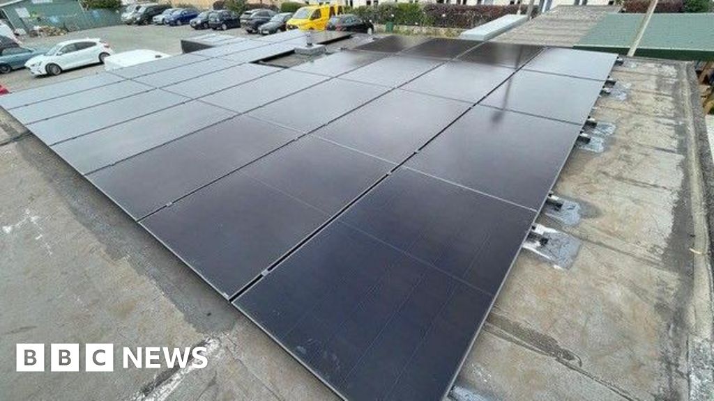 You are currently viewing Newquay football club wins funding to install solar panels