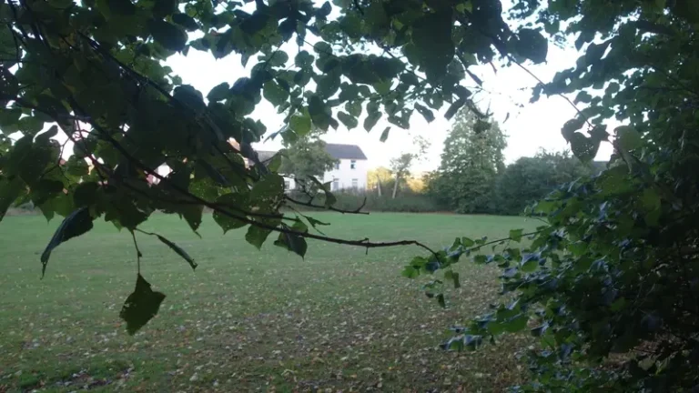 Read more about the article McCarthy Stone set to build 36 retirement flats on Heavitree school playing field