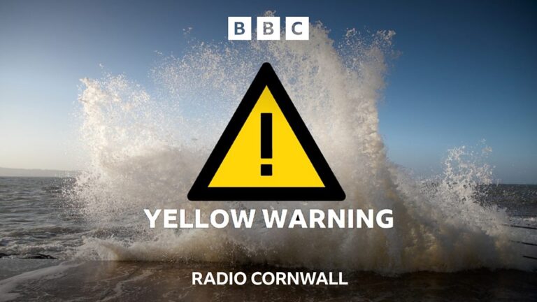 Read more about the article Heavy rain and strong winds forecast for Cornwall