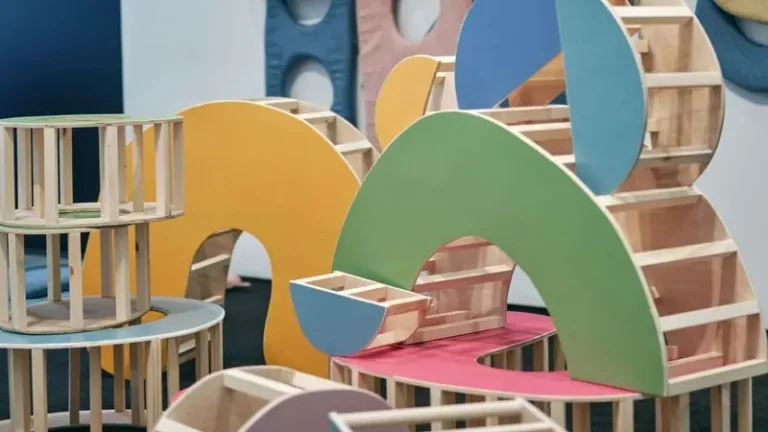 Read more about the article Play Interact Explore – Exeter Observer