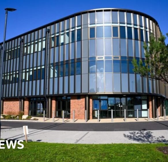 Former Dorset PC’s failures ‘put victims at risk’, hearing told