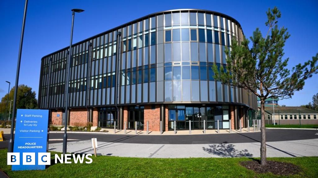 You are currently viewing Former Dorset PC’s failures ‘put victims at risk’, hearing told