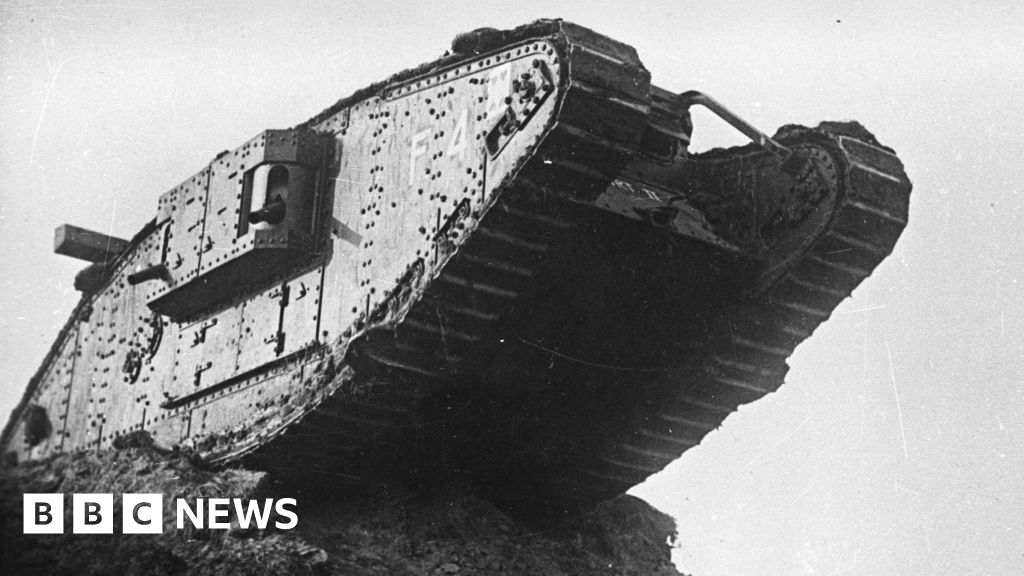 You are currently viewing WW1 letter at Dorset museum reveals courage of fallen tank gunner