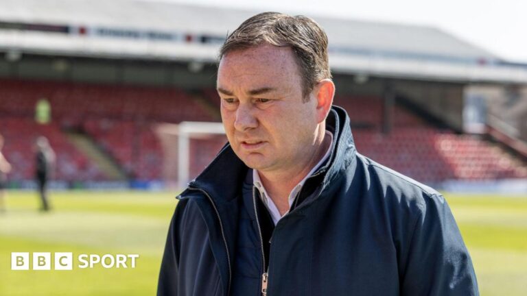 Read more about the article Derek Adams: Former Plymouth manager returns as director of football
