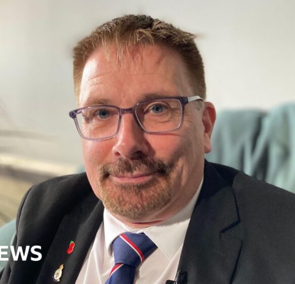 Gay naval veteran ’emotional’ to be part of Remembrance parade