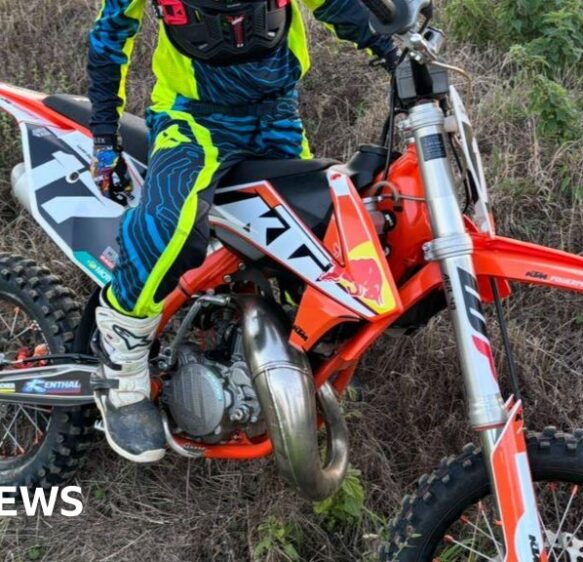 ‘Gutless thieves steal’ motocross bikes from Evercreech home