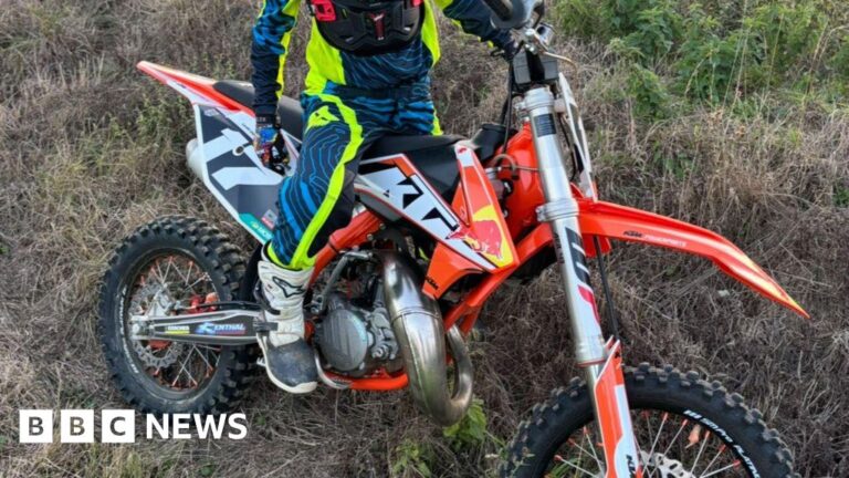 Read more about the article ‘Gutless thieves steal’ motocross bikes from Evercreech home