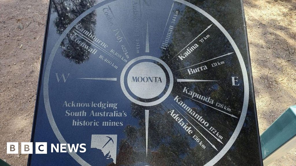 You are currently viewing New sundial misspells Camborne in Cornwall