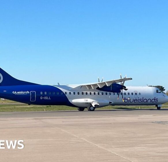 Aurigny and Loganair step in to rescue passengers
