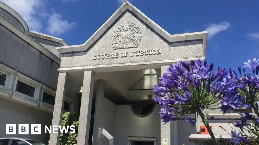 You are currently viewing Sneezing Devon driver who killed pedestrian avoids jail