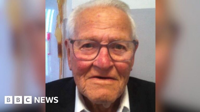 Read more about the article Michael Eckersley ‘bought silence’ of Wells sex abuse victim