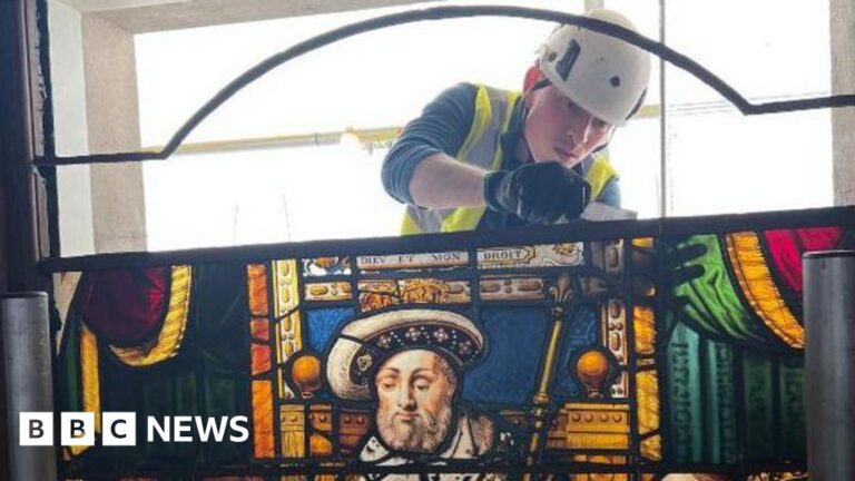 Read more about the article Somerset stained glass apprentice ‘honoured’ by award nomination