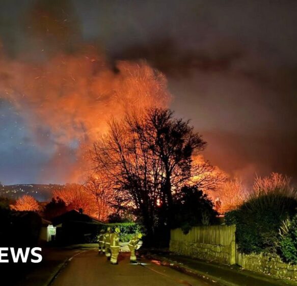 Falmouth warning to shut windows as large fire breaks out