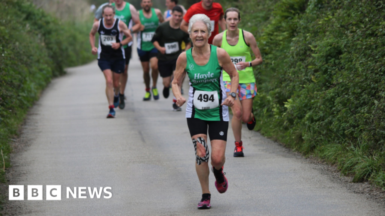 Read more about the article Cornwall marathon champion says age is no barrier to running
